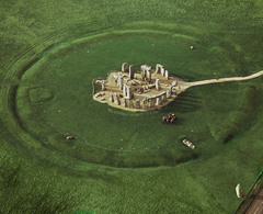 8. Stonehenge 8. Stonehenge