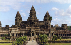 Angkor, the temple of Angkor Wat, and the city of Angkor Thom, Cambodia
Hindu, Angkor Dynasty. c. 800-1400 C.E. Stone masonry, sandstone
Angkor is one of the most important archaeological sites in South-East Asia. There were many changes in architecture and artistic style at Angkor, and there was a religious movement from the Hindu cult of the god Shiva to that of Vishnu and then to a Mahayana Buddhist cult devoted to the bodhisattva Avalokiteshvara. Angkor, the temple of Angkor Wat, and the city of Angkor Thom, Cambodia
Hindu, Angkor Dynasty. c. 800-1400 C.E. Stone masonry, sandstone
Angkor is one of the most important archaeological sites in South-East Asia. There were many changes in architecture and artistic style at Angkor, and there was a religious movement from the Hindu cult of the god Shiva to that of Vishnu and then to a Mahayana Buddhist cult devoted to the bodhisattva Avalokiteshvara.