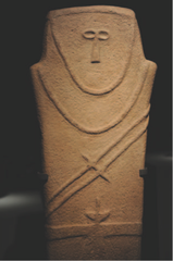 Anthropomorphic Stele
Arabian Peninsula, 4000 B.C.E.
Sandstone
3 ft. tall, sculpted, emphasis on front with chest, head, and nose
Necklace hangs with two diagonal chords across the body with a tool attached
Double bladed dagger hangs from belt that wraps figures body
Figure seems to be abstract but is anthropomorphic, showing a human form but not actually human
Very stylized representation of a human form Anthropomorphic Stele
Arabian Peninsula, 4000 B.C.E.
Sandstone
3 ft. tall, sculpted, emphasis on front with chest, head, and nose
Necklace hangs with two diagonal chords across the body with a tool attached
Double bladed dagger hangs from belt that wraps figures body
Figure seems to be abstract but is anthropomorphic, showing a human form but not actually human
Very stylized representation of a human form