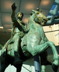 Marcus Aurelius, 175 CE, bronze, Early Imperial Roman Art Marcus Aurelius, 175 CE, bronze, Early Imperial Roman Art