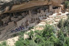 Mesa Verde Cliff Dwelling
Montezuma County, Colorado, Anasazi, 450-1300 C.E., Sandstone
Pueblos built into the side of cliffs, housed about 250 people
Clans moved together for mutual support and defense
Top-ledge stores all supplies, cool/dry area out of way only accessible by ladder
Plaza in front of abode structure; kivas face the plaza
each family recevied one room in the dwelling
Farming done on plateau above the pueblo everything had to be imported into the structure including water. Mesa Verde Cliff Dwelling
Montezuma County, Colorado, Anasazi, 450-1300 C.E., Sandstone
Pueblos built into the side of cliffs, housed about 250 people
Clans moved together for mutual support and defense
Top-ledge stores all supplies, cool/dry area out of way only accessible by ladder
Plaza in front of abode structure; kivas face the plaza
each family recevied one room in the dwelling
Farming done on plateau above the pueblo everything had to be imported into the structure including water.